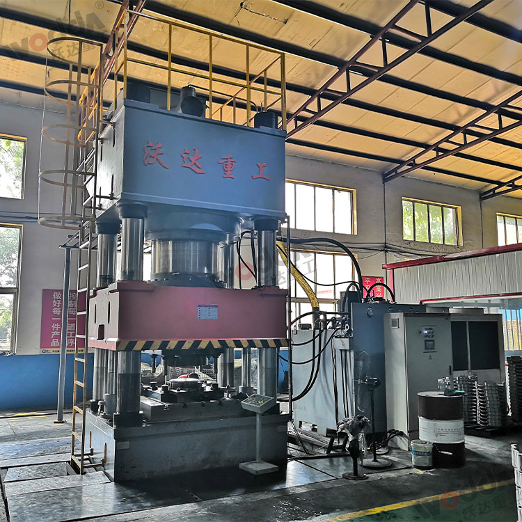 2000噸汽車離(li)合器殼體拉(la)伸液壓機 2000噸(dūn)汽車離合器(qì)殼體拉伸液(ye)壓機