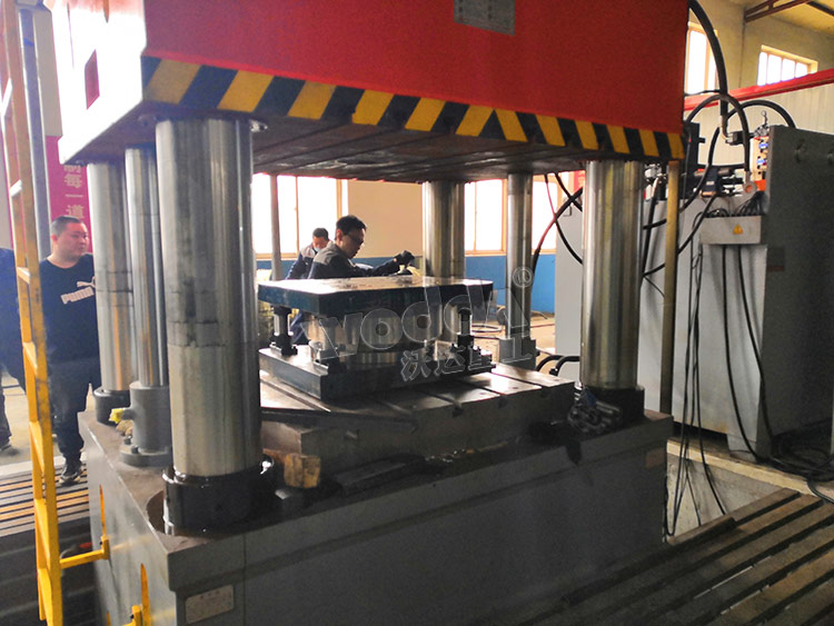 汽(qì)車離合器(qi)殼體模具(jù) 汽車離合(hé)器殼體模(mó)具