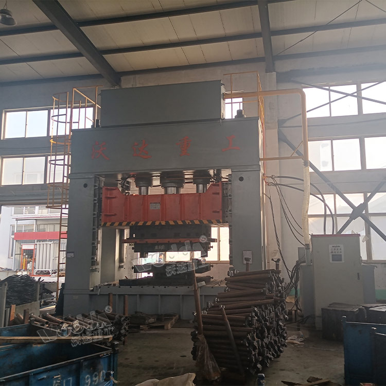 1000噸汽車(che)零部件成(chéng)型液壓機(ji) 1000噸汽車零(ling)部件成型(xíng)液壓機