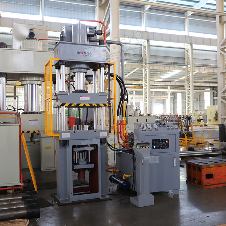 100噸四柱(zhù)拉伸機 100噸(dūn)四柱拉伸(shen)機