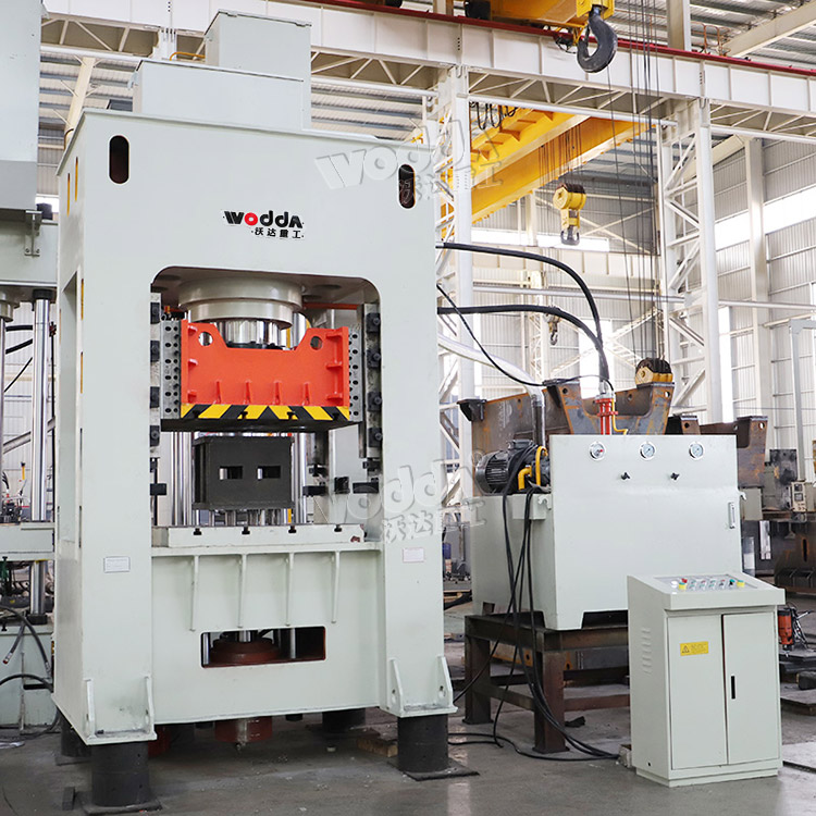 框架式拉伸液(ye)壓機 框架式拉(la)伸液壓機