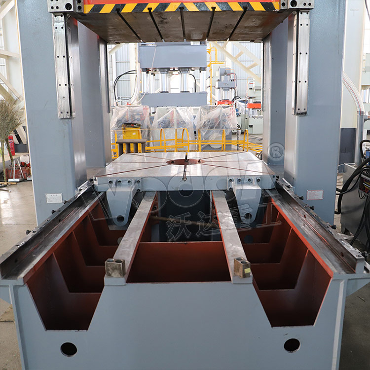 前後移動(dòng)工作台 前後(hou)移動工作台(tai)