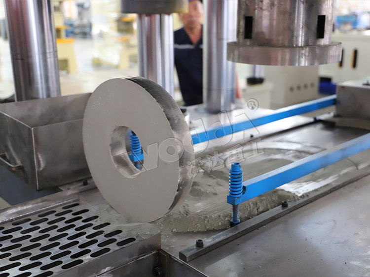 法(fǎ)蘭粉末成型 法蘭(lán)粉末成型