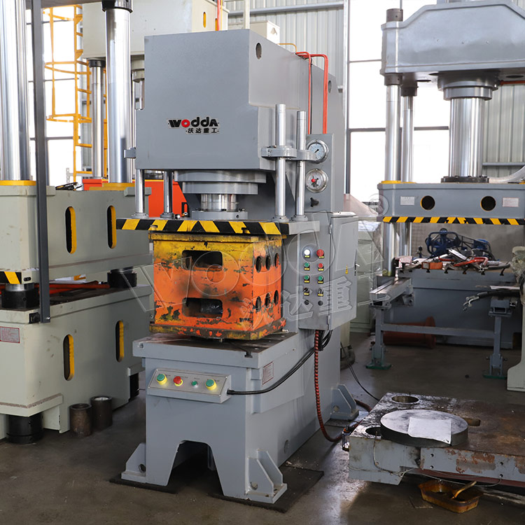 20噸單柱(zhu)液壓機