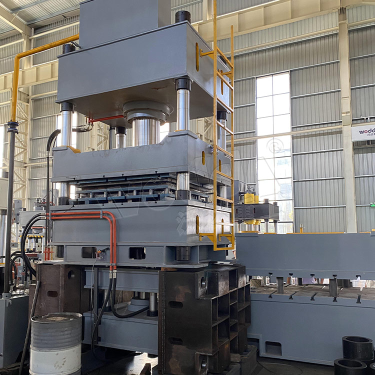 400噸拉伸液(yè)壓機 400噸拉(lā)伸液壓機(jī)