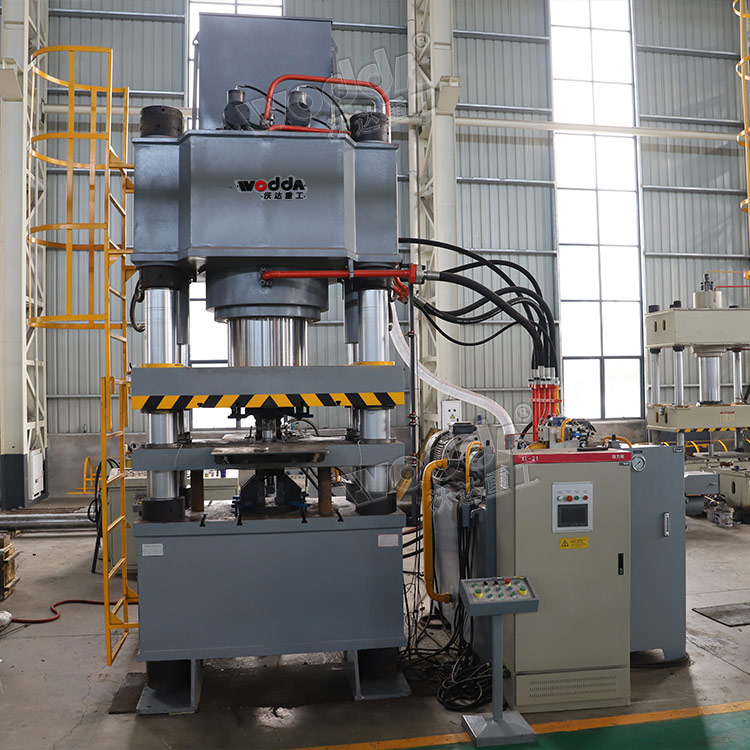 800噸鐵矽(xi)鋁磁芯成型液(ye)壓機 800噸鐵矽鋁(lü)磁芯成型液壓(yā)機