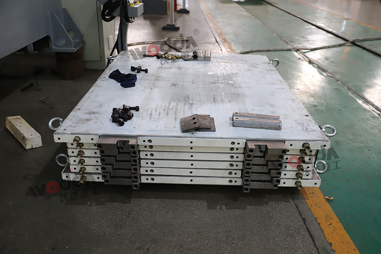 多層熱壓(ya)闆 多層熱(re)壓闆