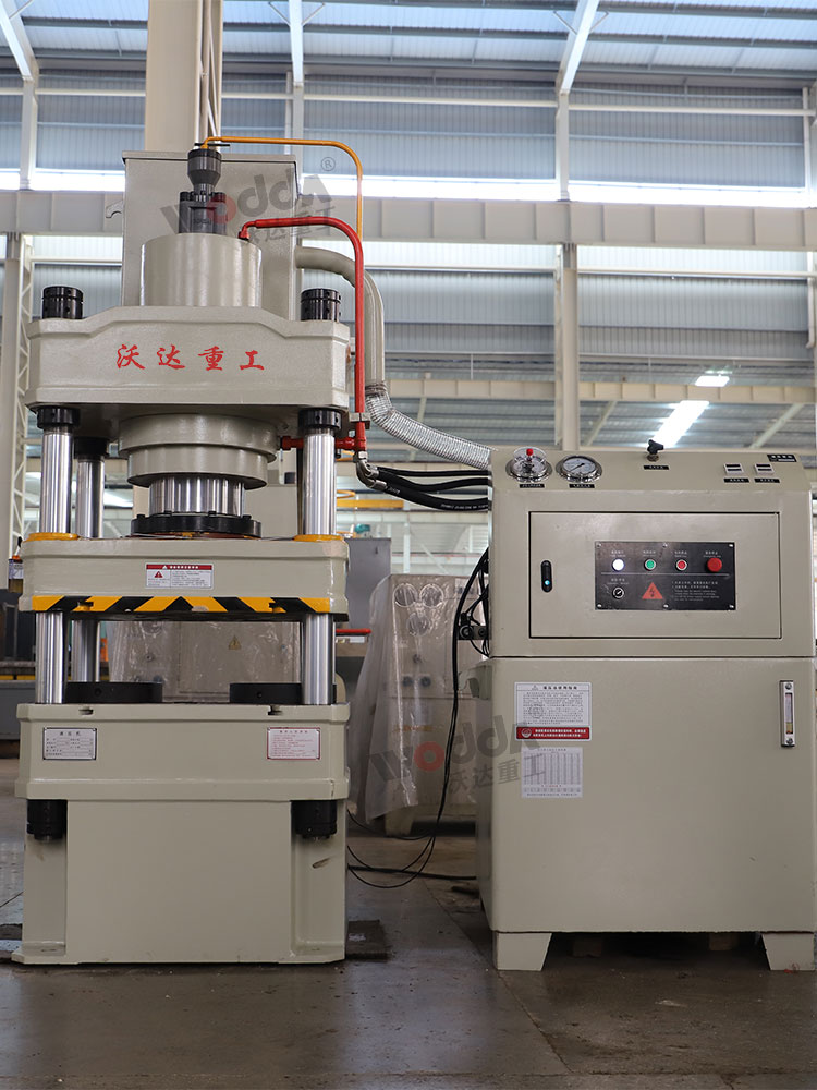 200t油壓機(jī)(三梁四(si)柱液壓(yā)機) 200t油壓(yā)機(三梁(liáng)四柱液(ye)壓機)