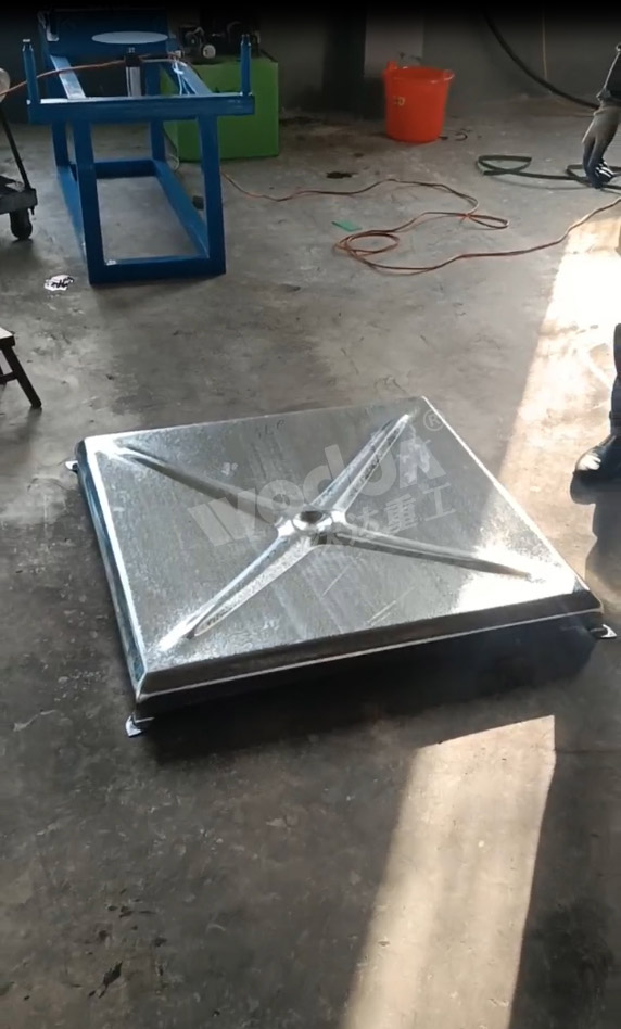 米字形(xíng)不鏽鋼水箱闆拉(la)伸件 米字形不鏽(xiu)鋼水箱闆拉伸件(jiàn)