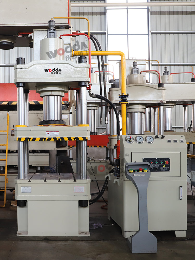 200噸四(sì)柱拉伸機 200噸四柱(zhu)拉伸機