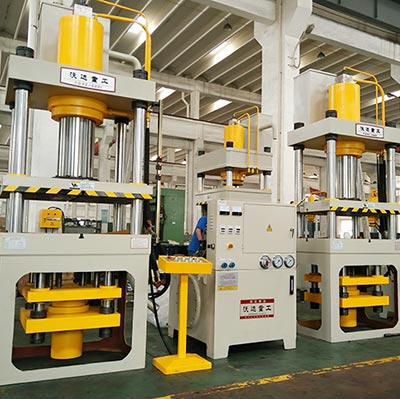 315噸不鏽鋼鍋(guo)碗瓢盆拉伸液壓(ya)機_315T四柱液壓機