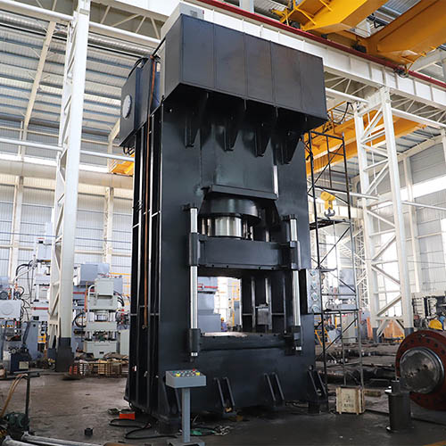 1800噸龍門框(kuàng)架式液壓機(ji)-木屑托盤壓(yā)制設備