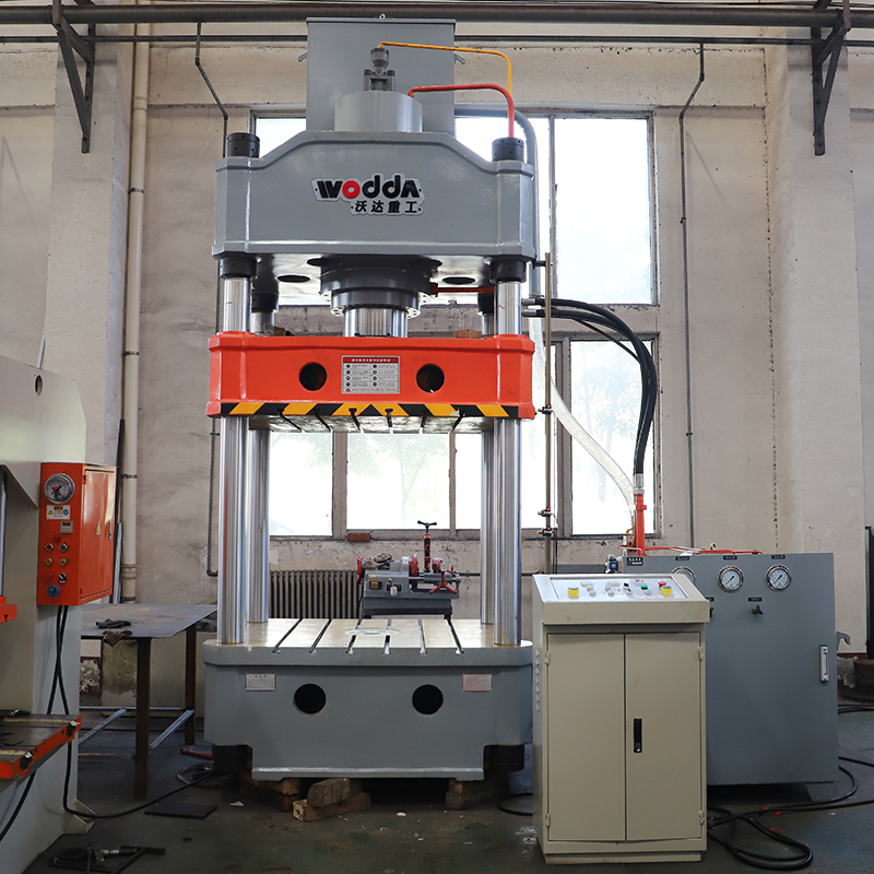 國标315噸(dun)三梁四(si)柱液壓(yā)機-315噸液(ye)壓機